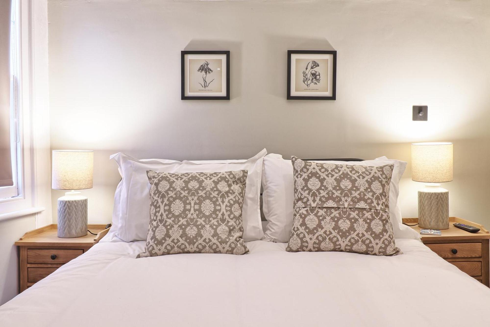 Ranfield'S Brasserie Hotel Rooms Когешъл Екстериор снимка