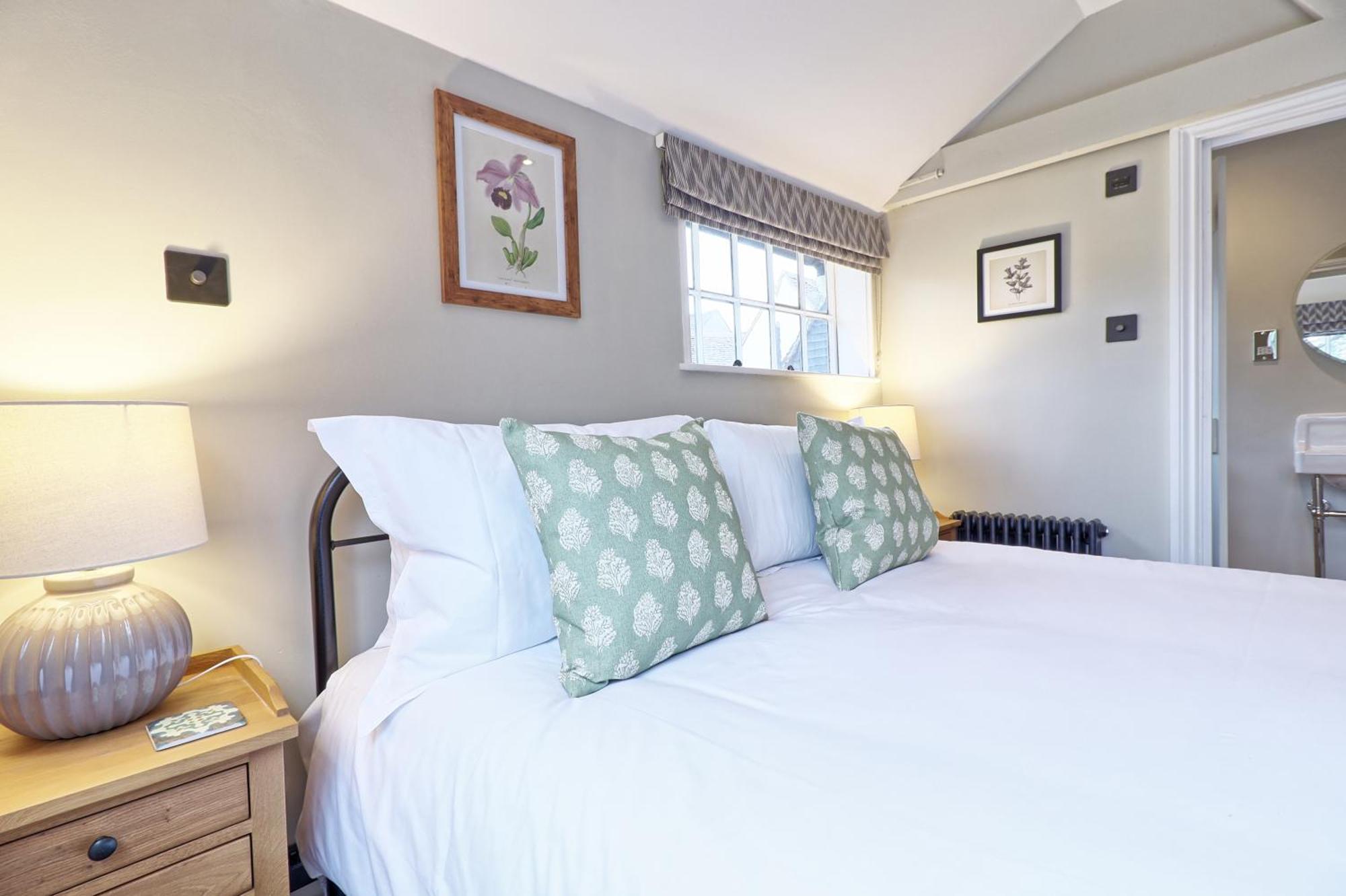 Ranfield'S Brasserie Hotel Rooms Когешъл Екстериор снимка