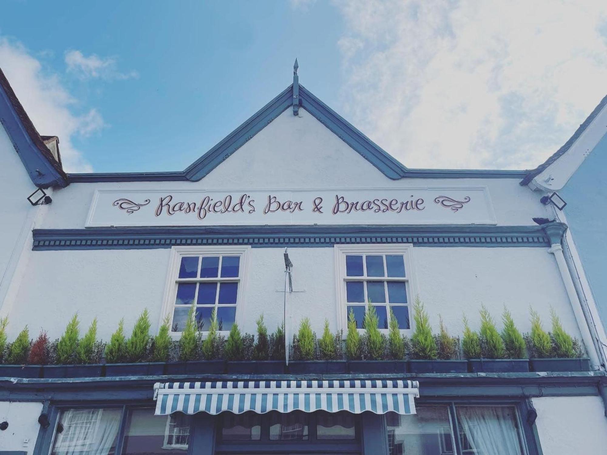 Ranfield'S Brasserie Hotel Rooms Когешъл Екстериор снимка